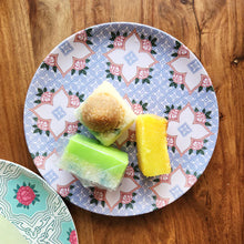 Load image into Gallery viewer, Peranakan Tile Quarter Plates