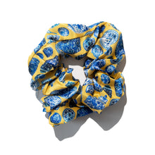 Load image into Gallery viewer, Silk Scrunchies