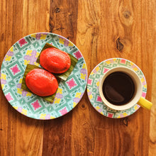 Load image into Gallery viewer, Peranakan Tile Quarter Plates
