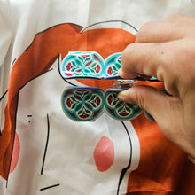 Load image into Gallery viewer, Peranakan Tile Hair Claw Clip Circles &amp; Flowers
