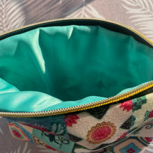 Load image into Gallery viewer, Peranakan Tiles Pouch
