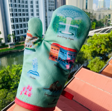 Load image into Gallery viewer, Singapore Icons Oven Mitt
