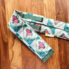 Load image into Gallery viewer, Instantly foldable shopper bags
