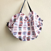 Load image into Gallery viewer, Instantly foldable shopper bags
