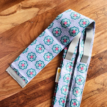 Load image into Gallery viewer, Instantly foldable shopper bags
