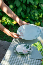 Load image into Gallery viewer, Paaro Dinner Plates
